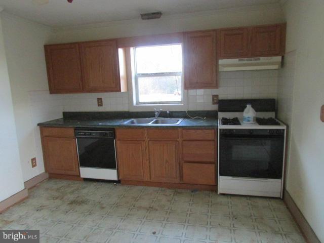17987 Monrovia Road Orange, VA 22960 - Photo 9 of 12 Kitchen