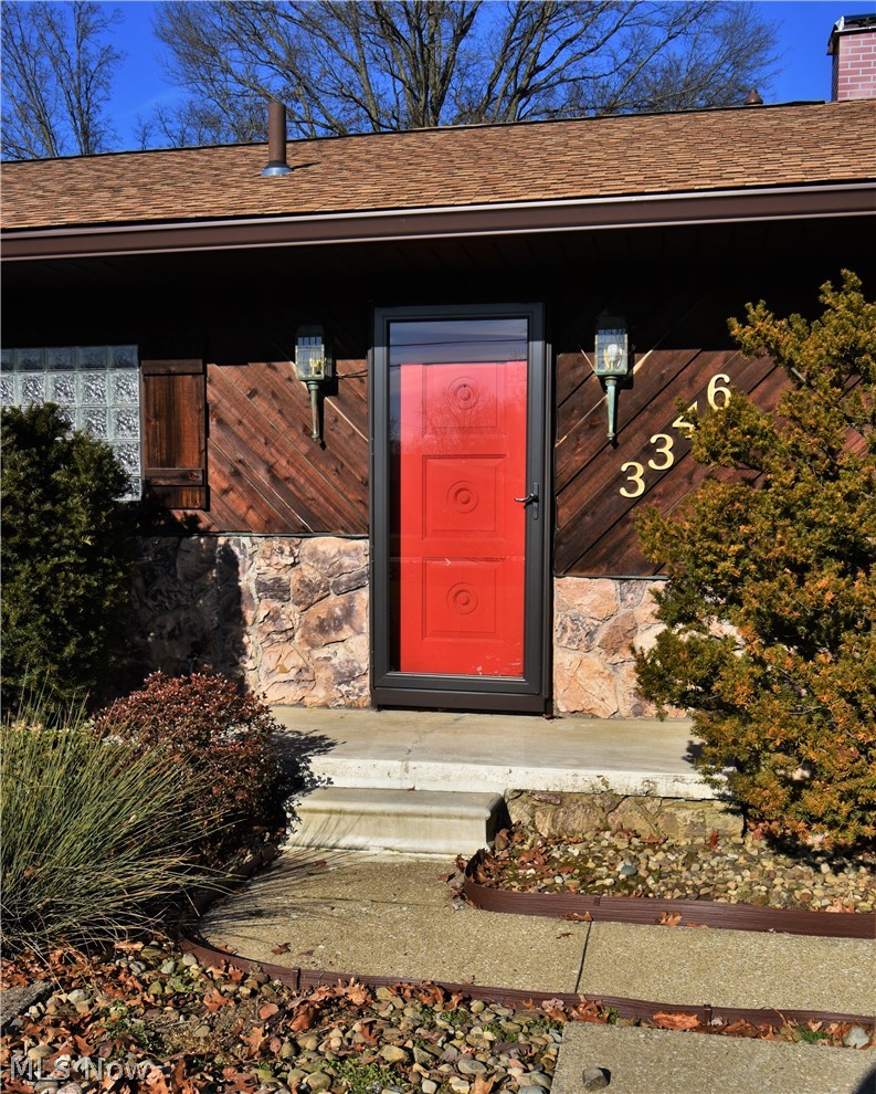 3346 Decamp Road Youngstown, OH 44511 - Photo 3 of 35 Gallery Image 3