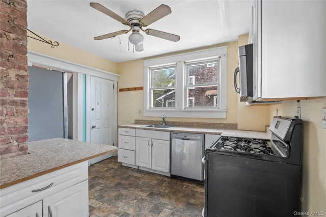 $459,000 | 21 Stephens Lane, Tappan, NY 10983