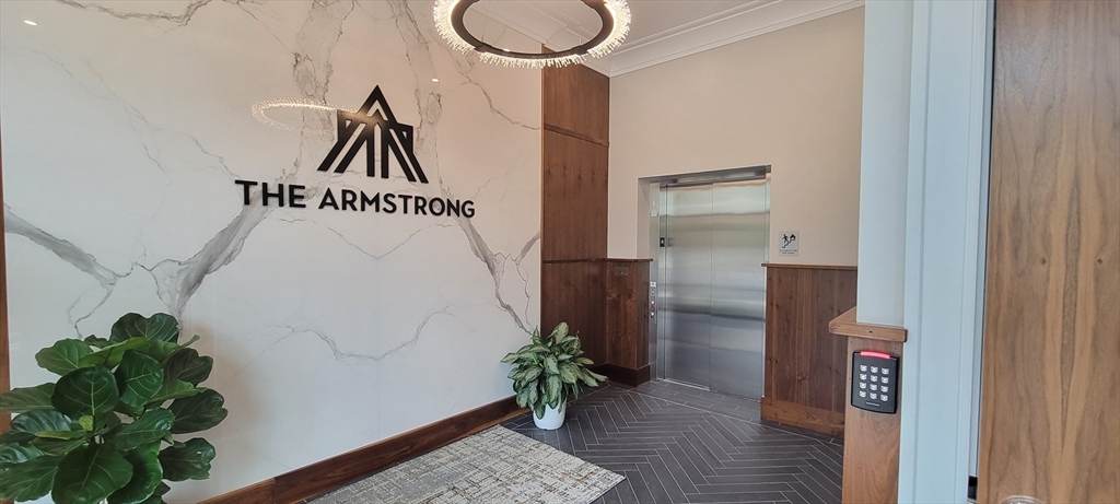 425 Lagrange Street, Unit 206 Boston, MA 02132 - Photo 1 of 15 a view of entryway