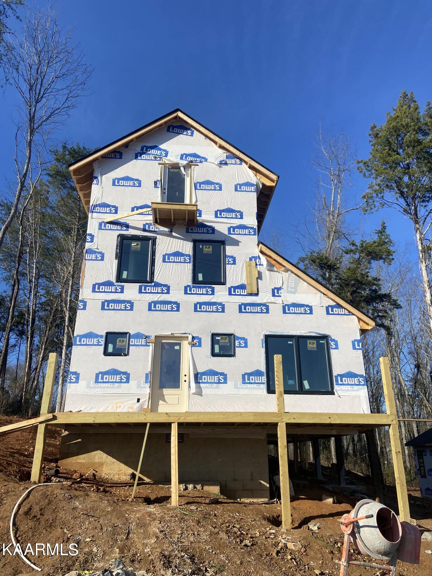 970 Douglas Dam Road, Unit 4 Kodak, TN 37764 - Photo 2 of 27 Forgotten Forest Treehouse Cabin