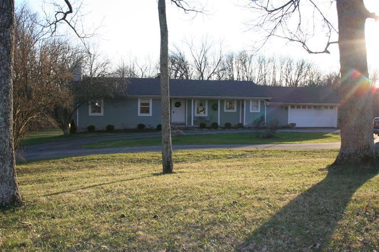 3435 Ecton Road Winchester, KY 40391 - Photo 2 of 28 Photo 2