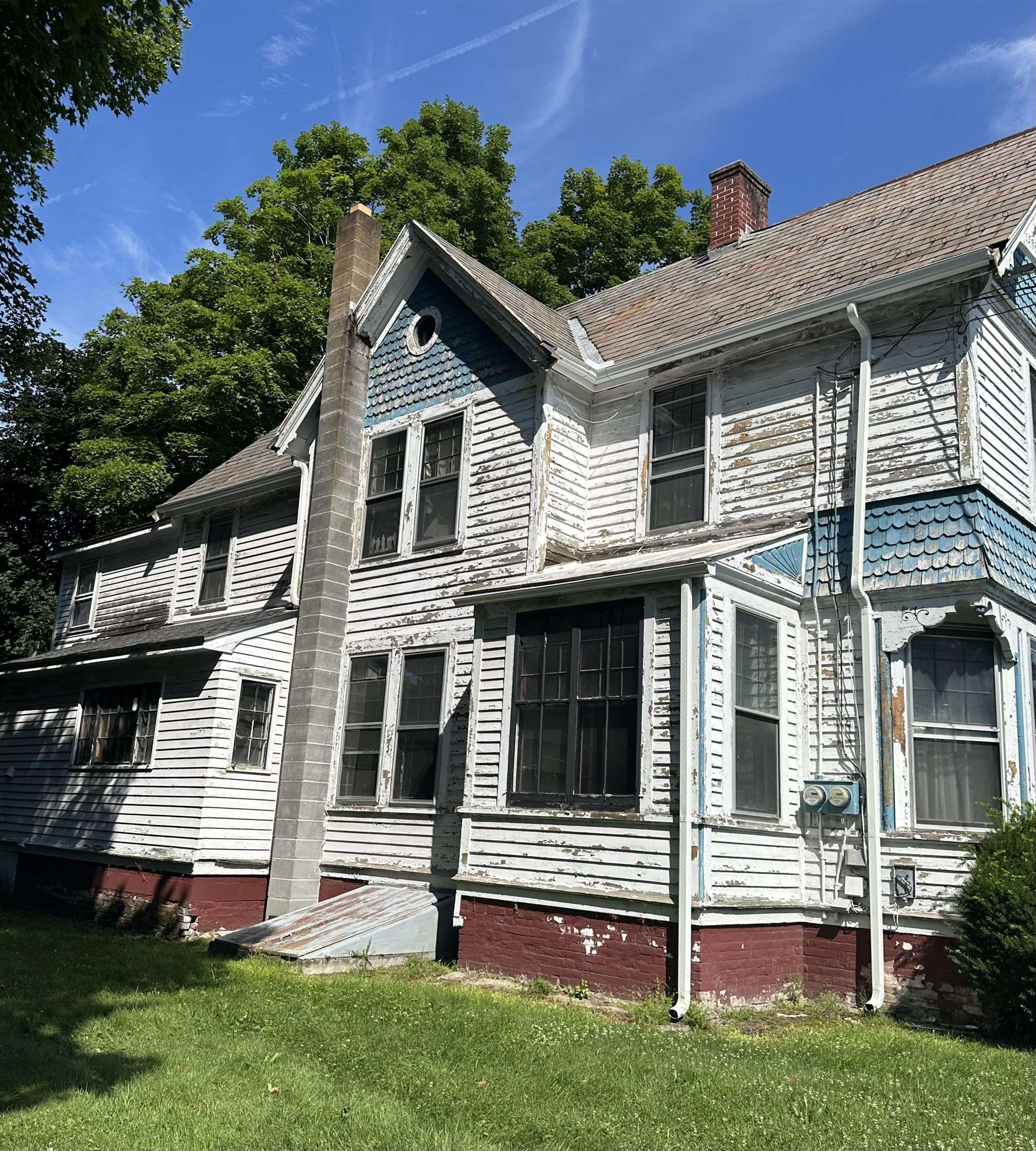 883 Vermont Rte 7a Shaftsbury, VT 05262 - Photo 3 of 25 Gallery Image 3