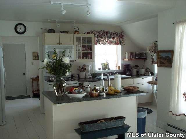 704 Warren Road Freehold, NY 12431 - Photo 2 of 4 Photo 3