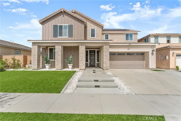 $899,999 | 16776 Tulip Tree Street, Fontana, CA 92336