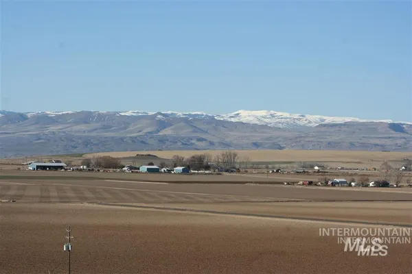 $330,900 | 7 Rio Ridge, Melba, ID 83641