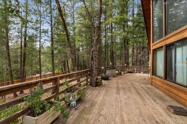 $399,000 | 200 Button Road, Weaverville, CA 96093