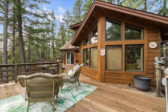 $399,000 | 200 Button Road, Weaverville, CA 96093