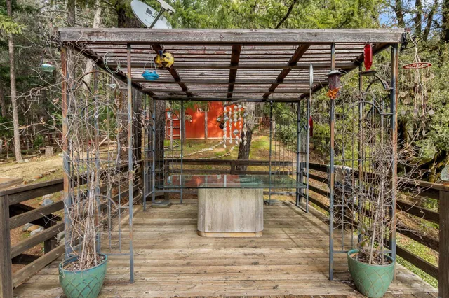 $399,000 | 200 Button Road, Weaverville, CA 96093