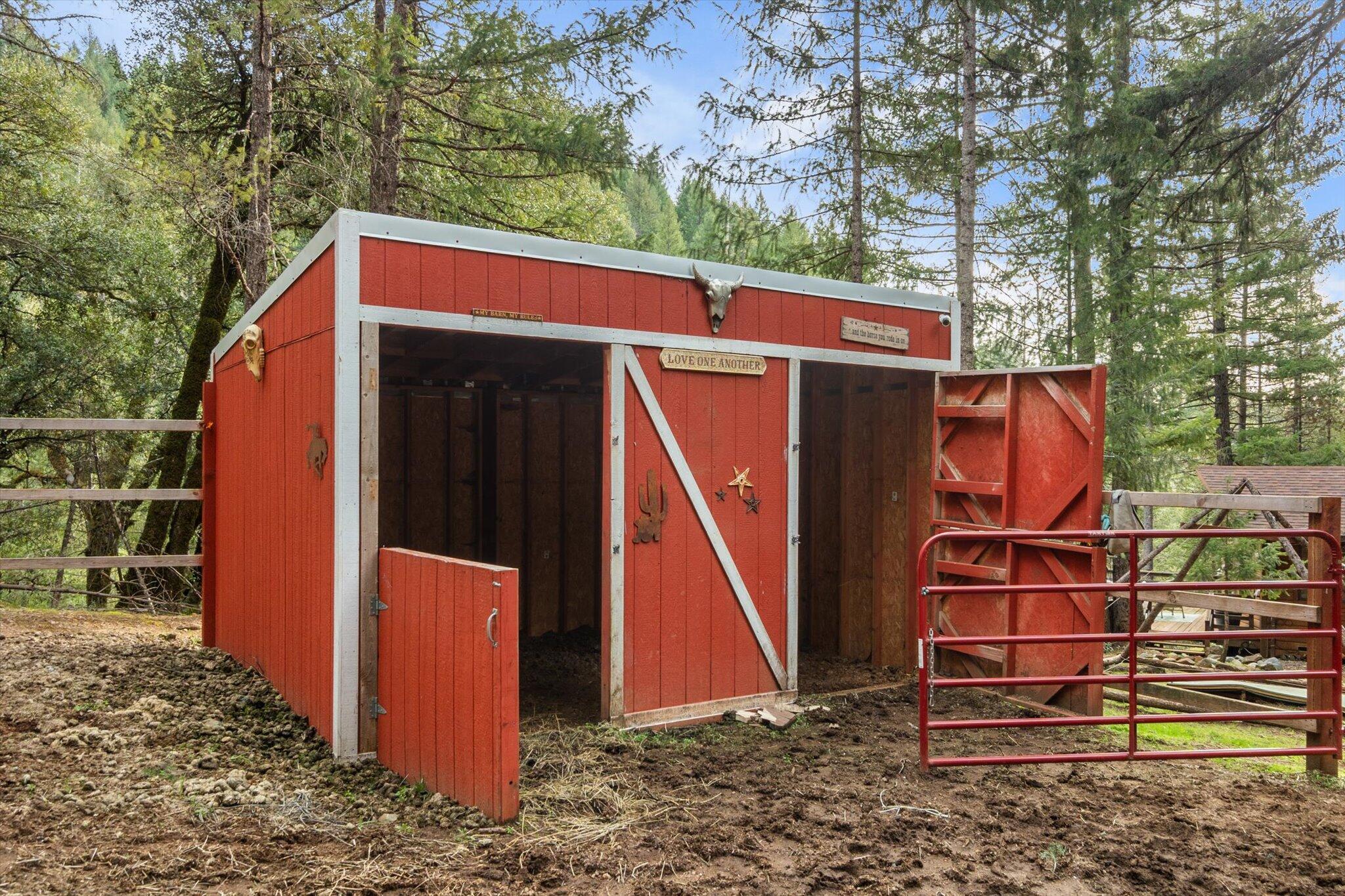 200 Button Road Weaverville, CA 96093 - Photo 41 of 54 41-BiggerFlow Real Estate Media-41