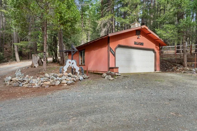 $399,000 | 200 Button Road, Weaverville, CA 96093