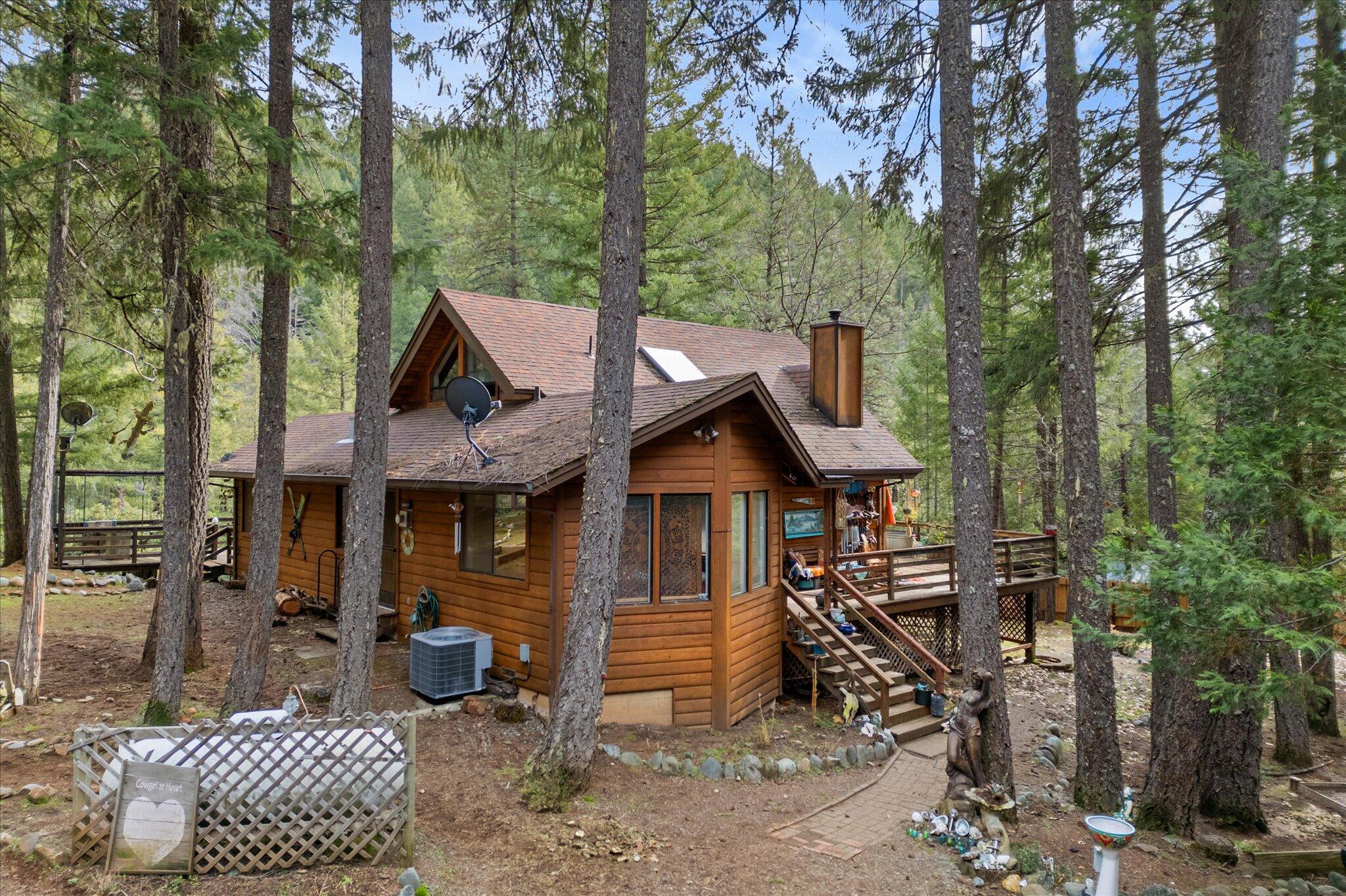 200 Button Road Weaverville, CA 96093 - Photo 46 of 54 48-BiggerFlow Real Estate Media-48