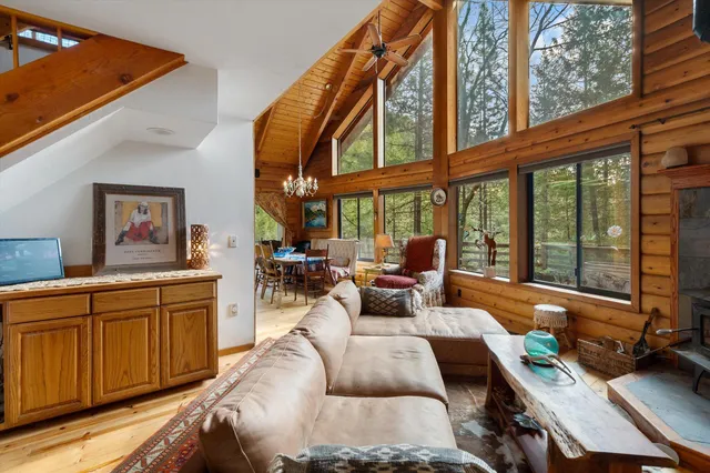 $399,000 | 200 Button Road, Weaverville, CA 96093