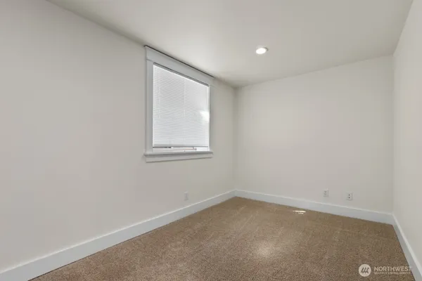 $5,500 | 12 West Etruria Street, Unit C, Seattle, WA 98119