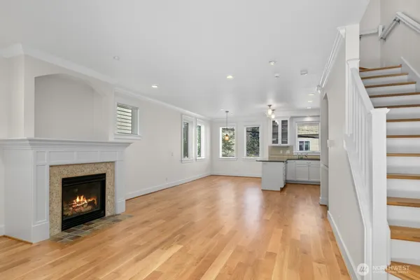 $5,500 | 12 West Etruria Street, Unit C, Seattle, WA 98119