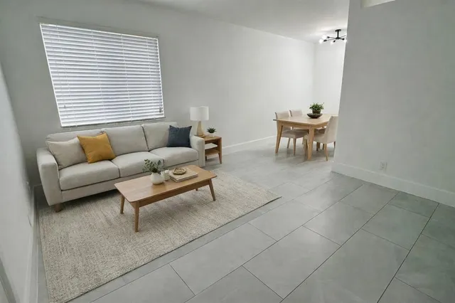 $1,550 | 1440 Northeast 50th Court, Unit 3, Fort Lauderdale, FL 33334