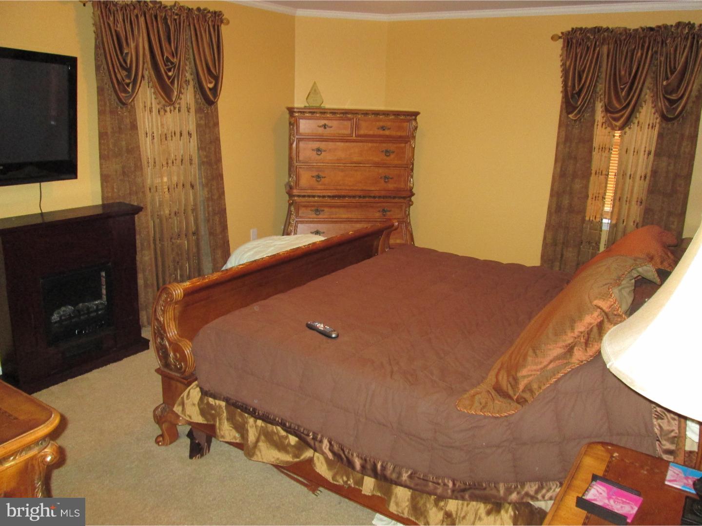 15132 Wayside Road Philadelphia, PA 19116 - Photo 15 of 23 Gallery Image 15