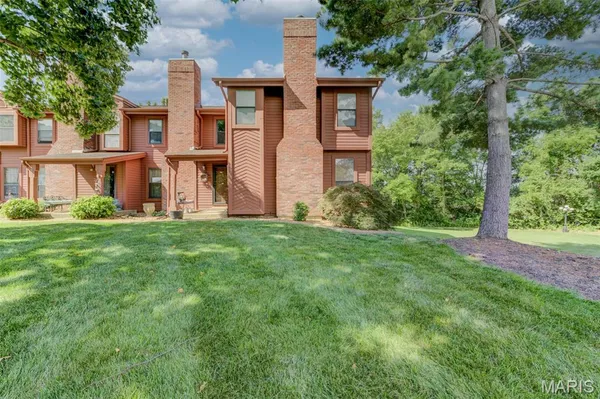 $250,000 | 3016 Duclair Parkway, St. Charles, MO 63303