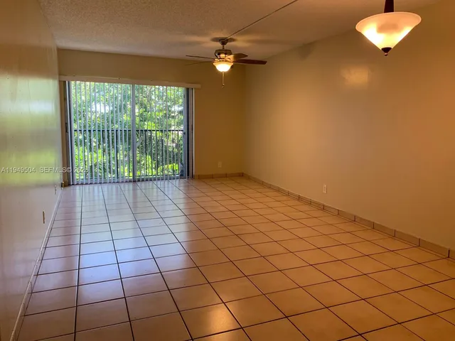 $1,800 | 8540 Sherman Circle North, Unit 503, Miramar, FL 33025