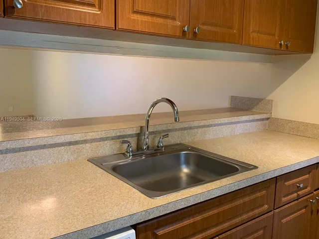 $1,800 | 8540 Sherman Circle North, Unit 503, Miramar, FL 33025