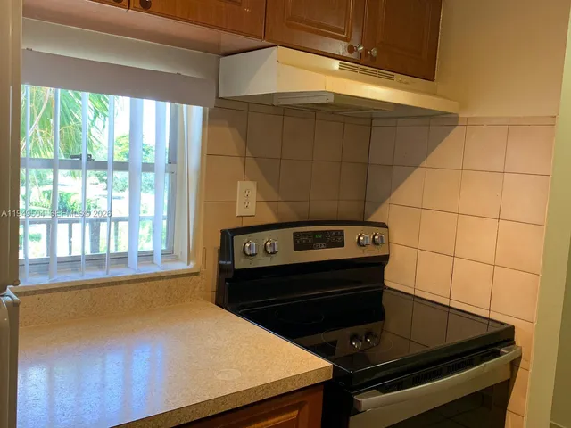 $1,800 | 8540 Sherman Circle North, Unit 503, Miramar, FL 33025