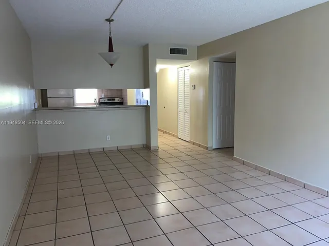 $1,800 | 8540 Sherman Circle North, Unit 503, Miramar, FL 33025