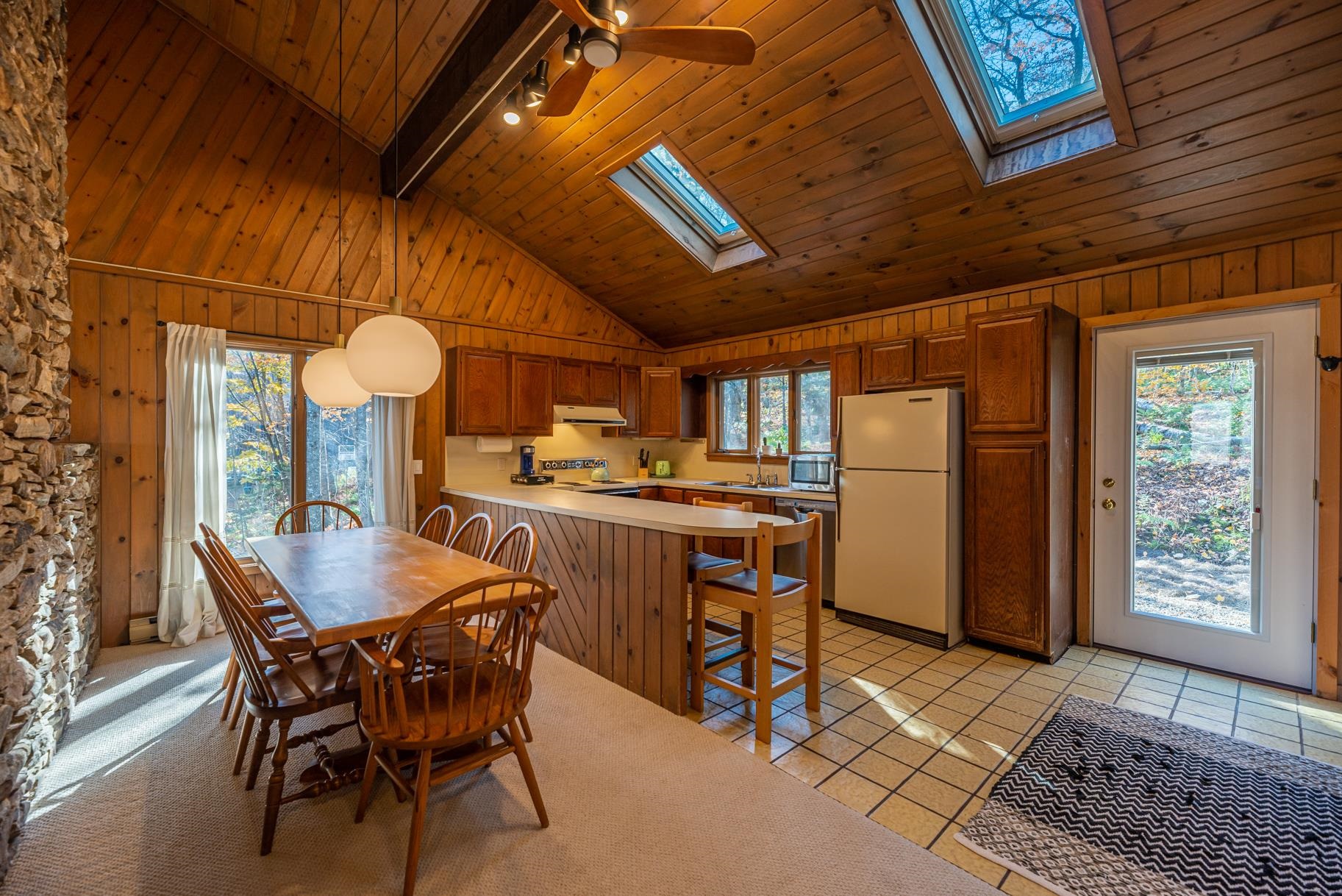 104 Sylvan Ridge Road Winhall, VT 05340 - Photo 4 of 17