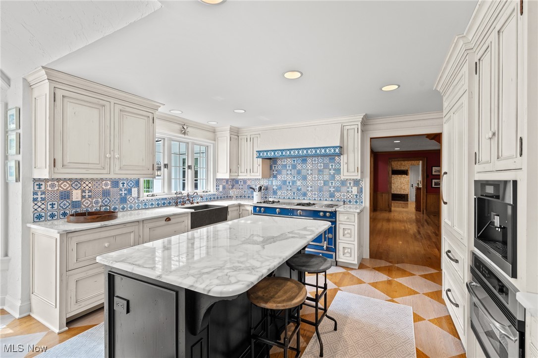 15157 Hemlock Point Road Chagrin Falls, OH 44022 - Photo 9 of 50 Gallery Image 9
