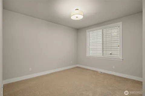 $3,099,950 | 24480 Northeast 19th Place, Sammamish, WA 98074
