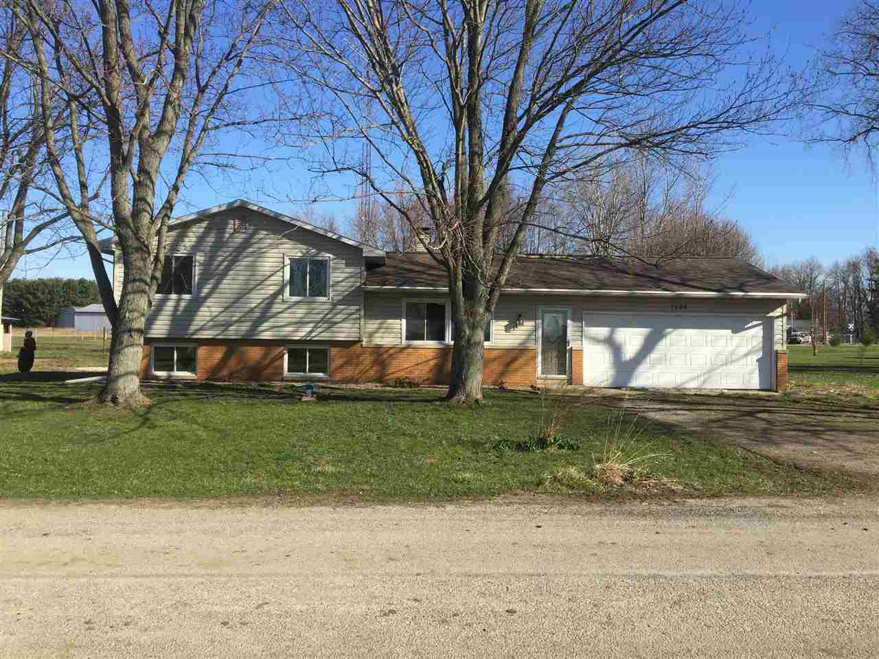 7550 11A Road Plymouth, IN 46563 - Photo 3 of 20