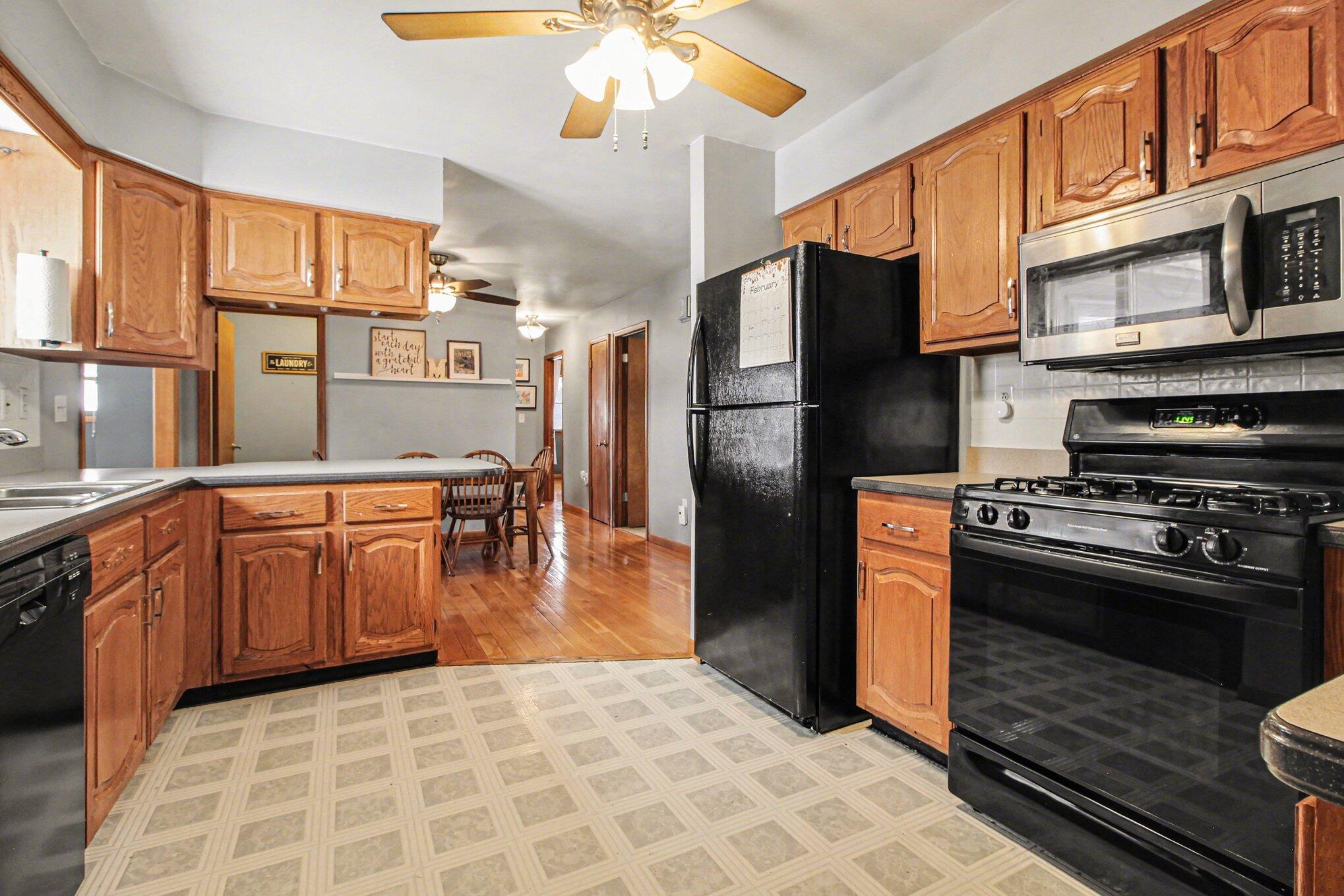 7916 Milan-Oakville Road Milan, MI 48160 - Photo 13 of 39 014_file_3810