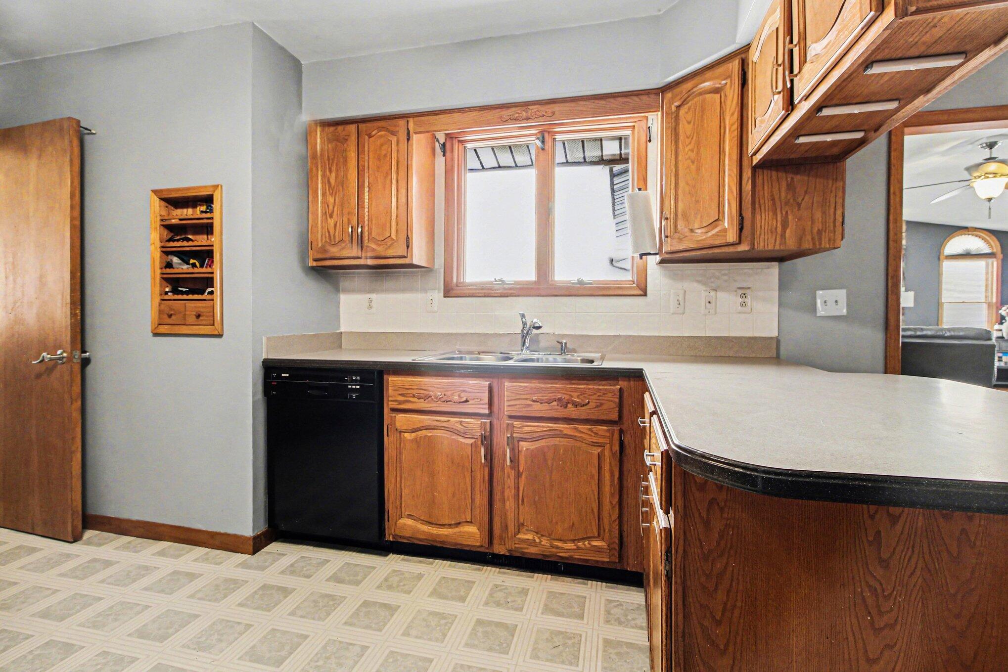 7916 Milan-Oakville Road Milan, MI 48160 - Photo 15 of 39 016_file_8562