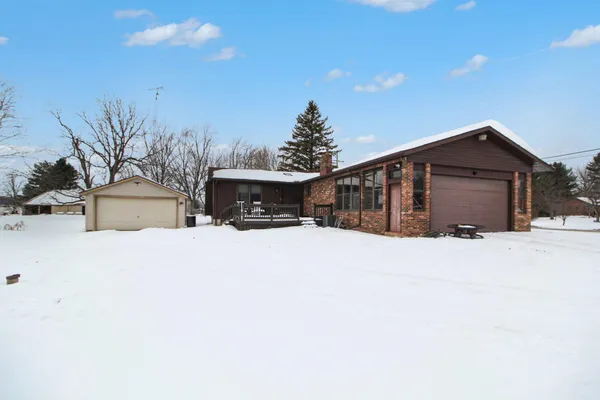 $384,900 | 7916 Milan-Oakville Road, Milan, MI 48160