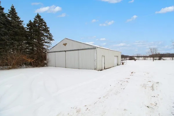 $384,900 | 7916 Milan-Oakville Road, Milan, MI 48160