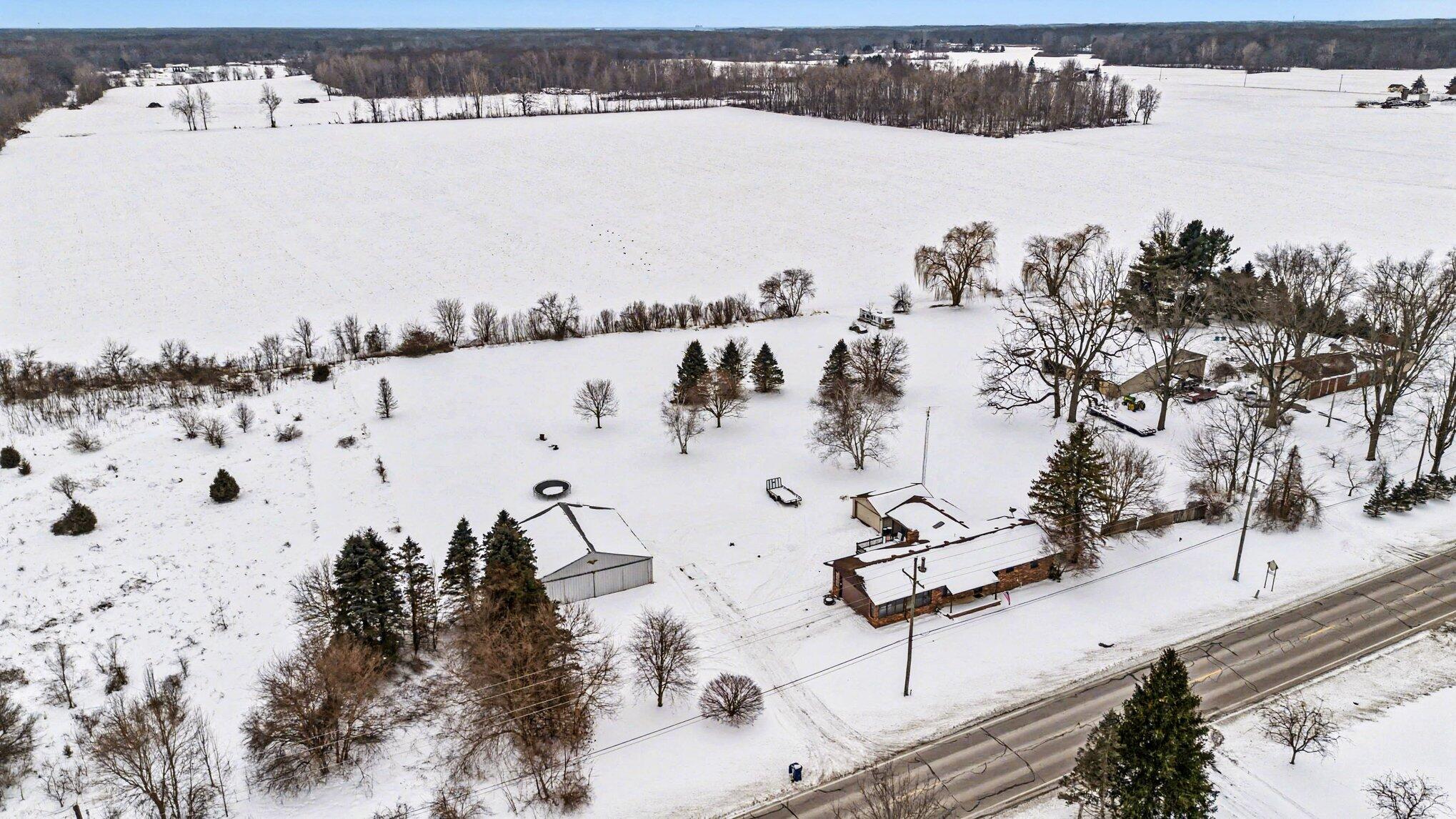 7916 Milan-Oakville Road Milan, MI 48160 - Photo 35 of 39 037_file_7798