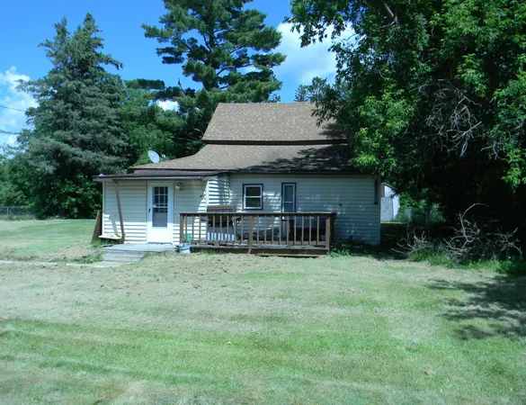 $60,000 | 310 2nd Street Southeast, Deer River, MN 56636