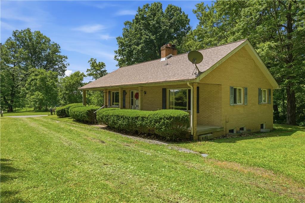 1906 Coffee Run Road Pulaski, PA 16143 - Photo 22 of 27