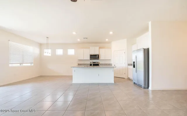 $2,200 | 1753 Farmhouse Road Southeast, Palm Bay, FL 32909