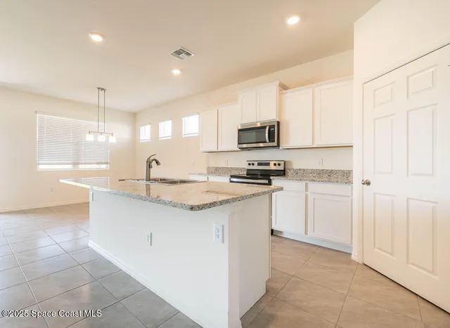 $2,200 | 1753 Farmhouse Road Southeast, Palm Bay, FL 32909