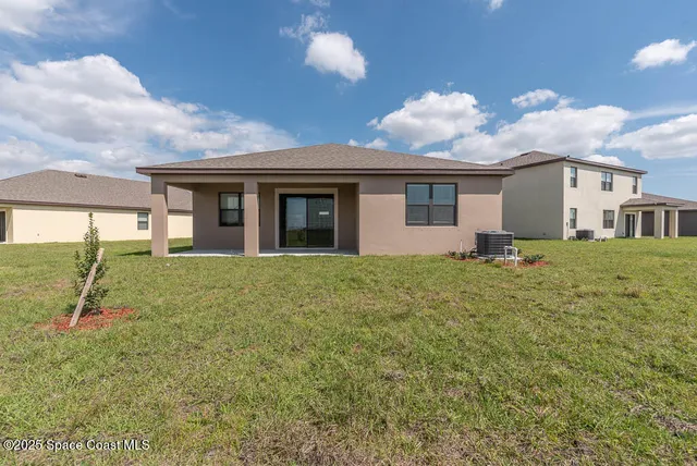 $2,200 | 1753 Farmhouse Road Southeast, Palm Bay, FL 32909