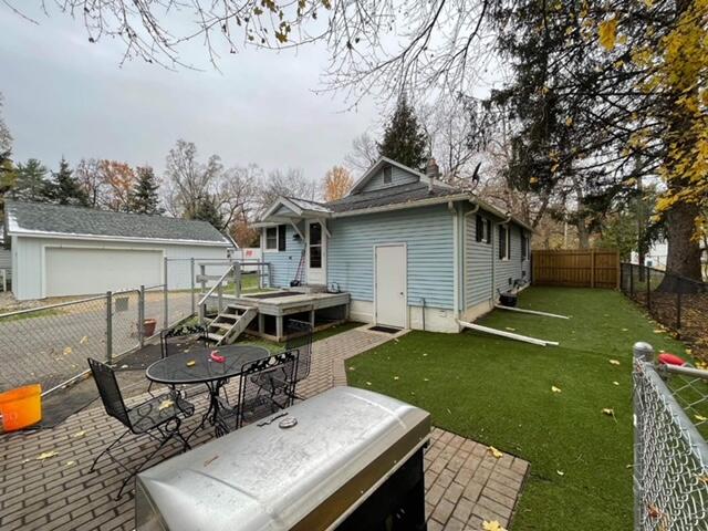1326 Nazareth Road Kalamazoo, MI 49048 - Photo 2 of 7 Dog Yard and Patio