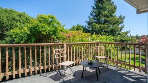 $875,000 | 1008 Samuel Drive, Petaluma, CA 94952