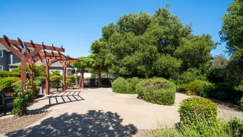 $875,000 | 1008 Samuel Drive, Petaluma, CA 94952