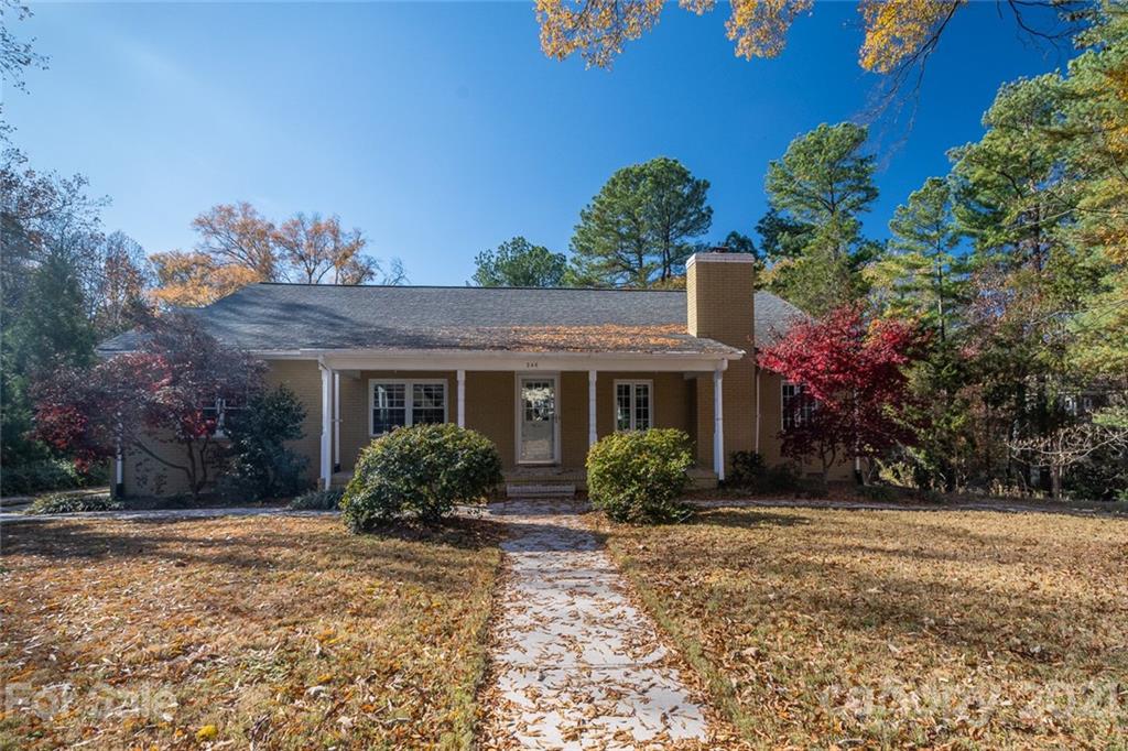 246 Pine Road Davidson, NC 28036 - Photo 2 of 33 Gallery Image 2