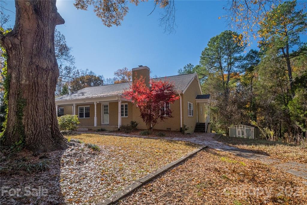 246 Pine Road Davidson, NC 28036 - Photo 3 of 33 Gallery Image 3