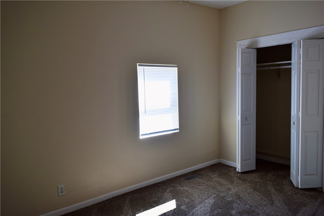 1319 West Waggoner Street Decatur, IL 62526 - Photo 16 of 17