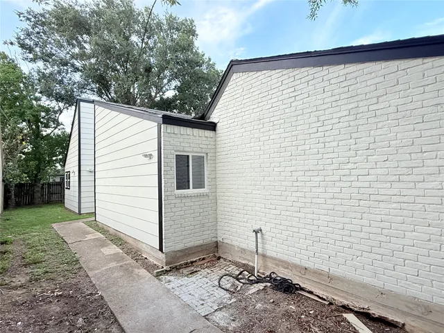 $248,880 | 6330 Coachwood Drive, Houston, TX 77035