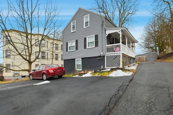 $325,000 | 238 East Main Street, Chicopee, MA 01020