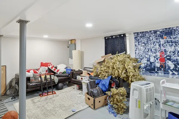 $325,000 | 238 East Main Street, Chicopee, MA 01020