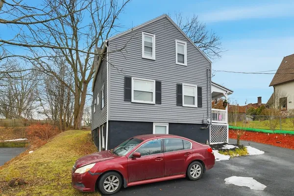 $325,000 | 238 East Main Street, Chicopee, MA 01020
